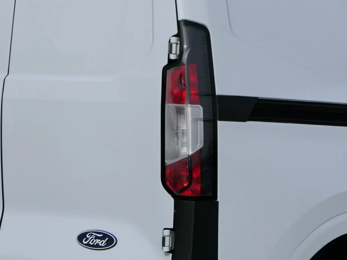 1.0 EcoBoost Benzine! | Imperiaal | Cruise Control | CarPlay/Android Auto | Schuifdeur | Bluetooth | Airco