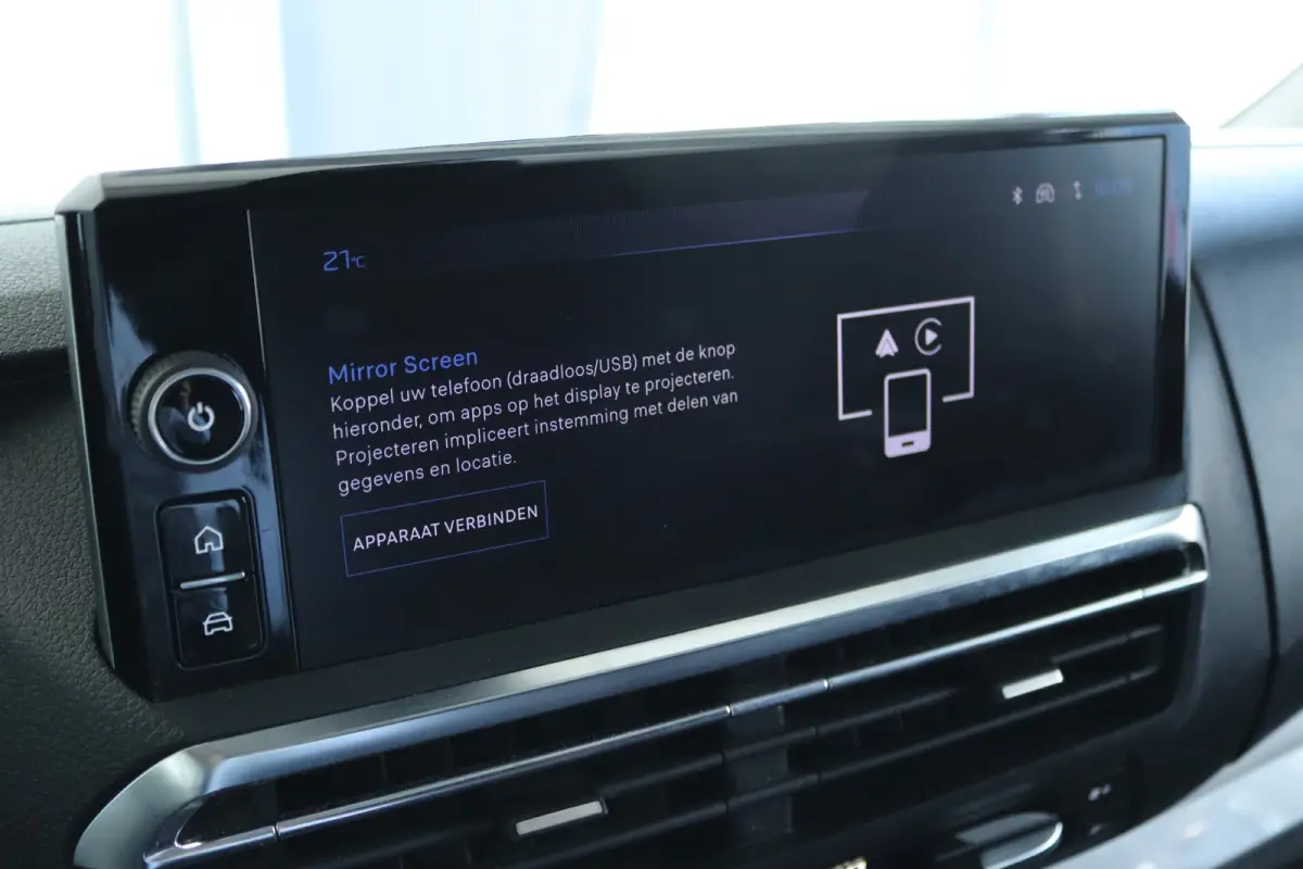 2.0 BlueHDi 145 S&S L3 | Cruise Control | Betimmering | Stuurverwarming | Keyless | Navi | Camera | Carplay | Climate |