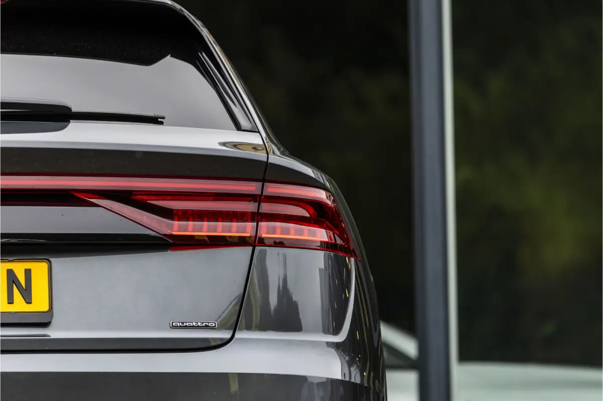 55 TFSI e quattro Pro Line S
