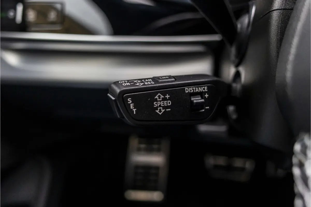 55 TFSI e quattro Pro Line S