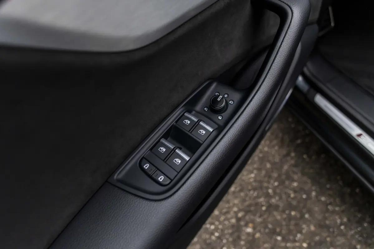 55 TFSI e quattro Pro Line S