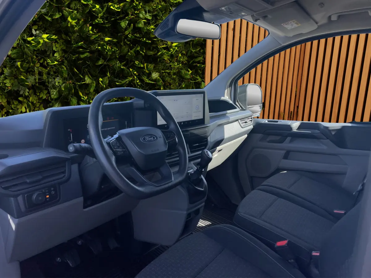 L1H1 Trend 136PK | Trekhaak | Camera | CarPlay |