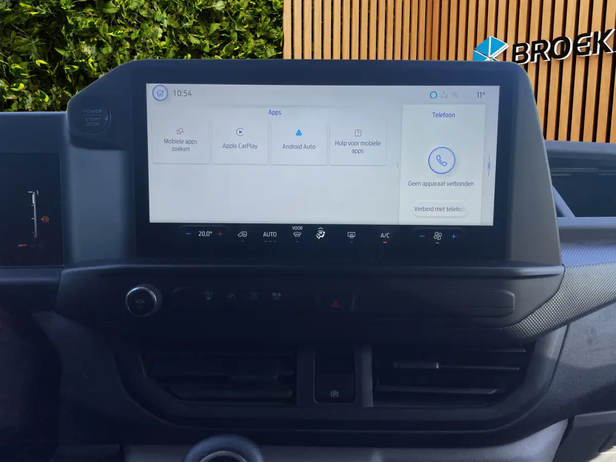L1H1 Trend 136PK | Trekhaak | Camera | CarPlay |