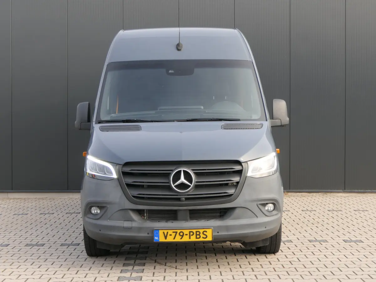 315 1.9 CDI L2H2 FWD | Navigatie | Adaptive Cruise | Dodehoek Detectie | Climate Control | 360 Camera |