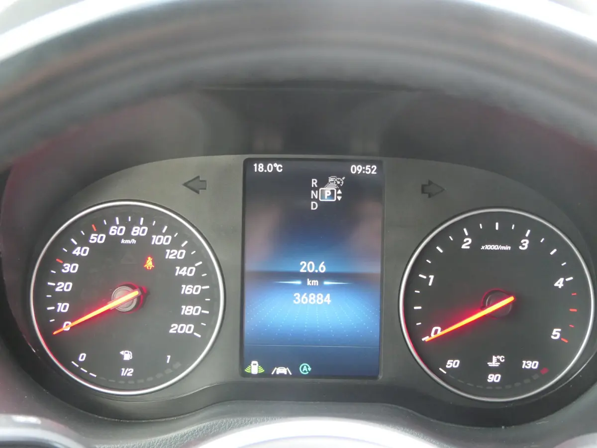 315 1.9 CDI L2H2 FWD | Navigatie | Adaptive Cruise | Dodehoek Detectie | Climate Control | 360 Camera |