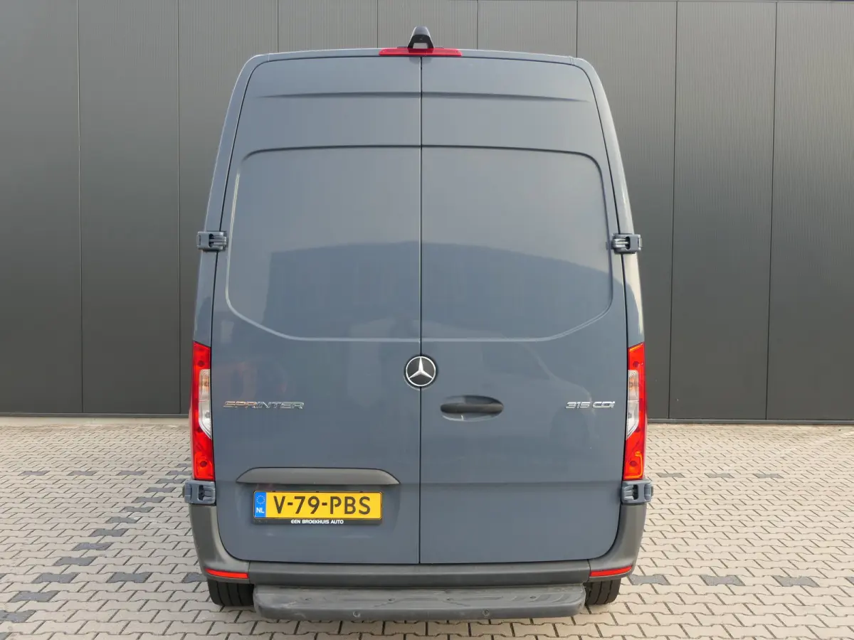 315 1.9 CDI L2H2 FWD | Navigatie | Adaptive Cruise | Dodehoek Detectie | Climate Control | 360 Camera |
