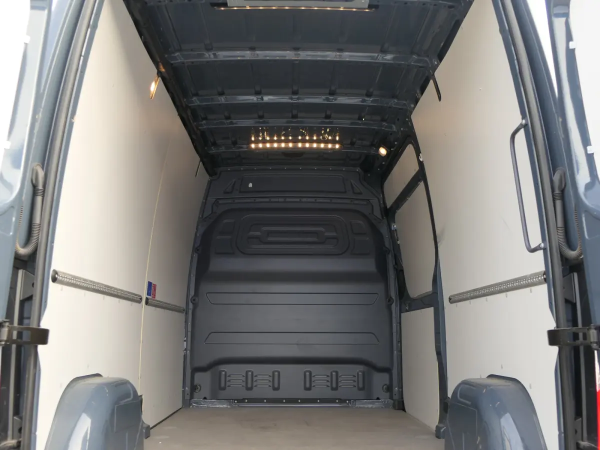 315 1.9 CDI L2H2 FWD | Navigatie | Adaptive Cruise | Dodehoek Detectie | Climate Control | 360 Camera |