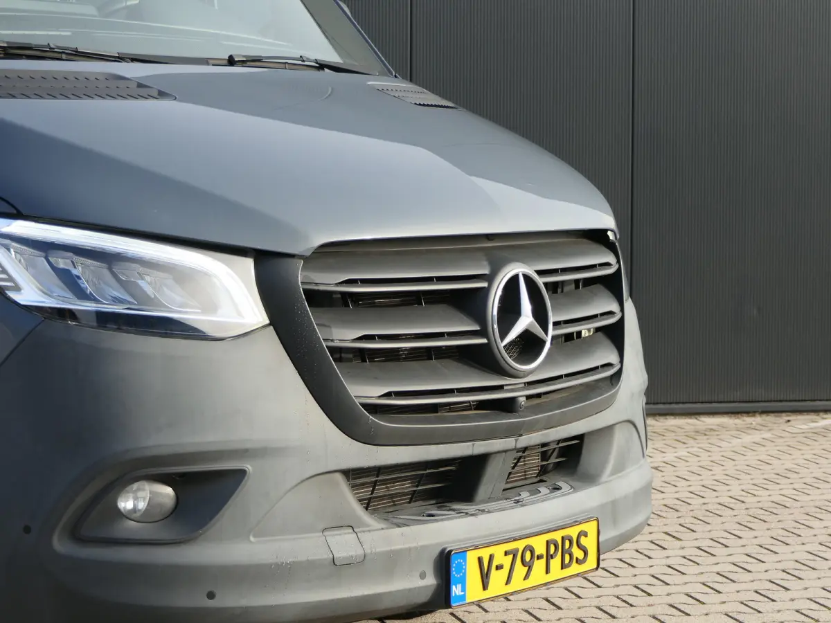 315 1.9 CDI L2H2 FWD | Navigatie | Adaptive Cruise | Dodehoek Detectie | Climate Control | 360 Camera |