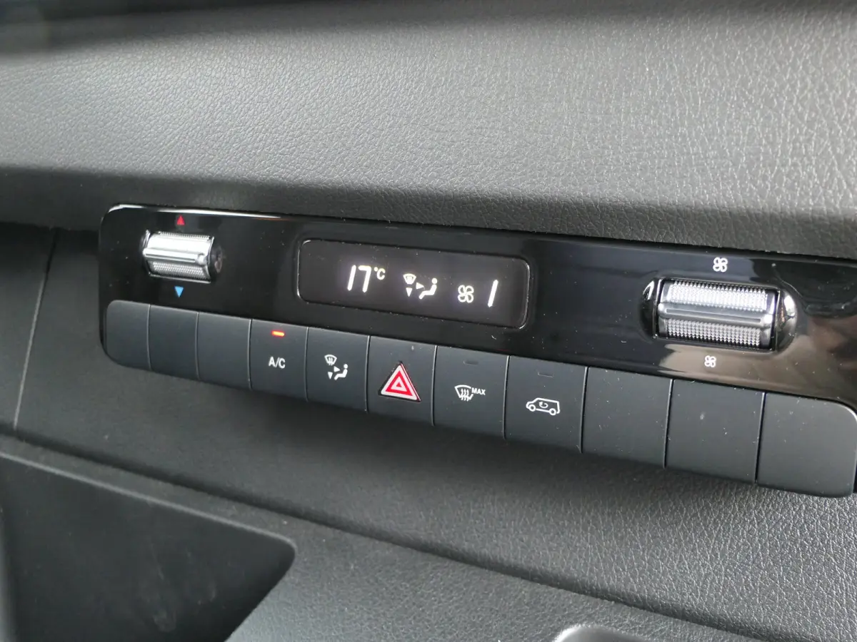 315 1.9 CDI L2H2 FWD | Navigatie | Adaptive Cruise | Dodehoek Detectie | Climate Control | 360 Camera |