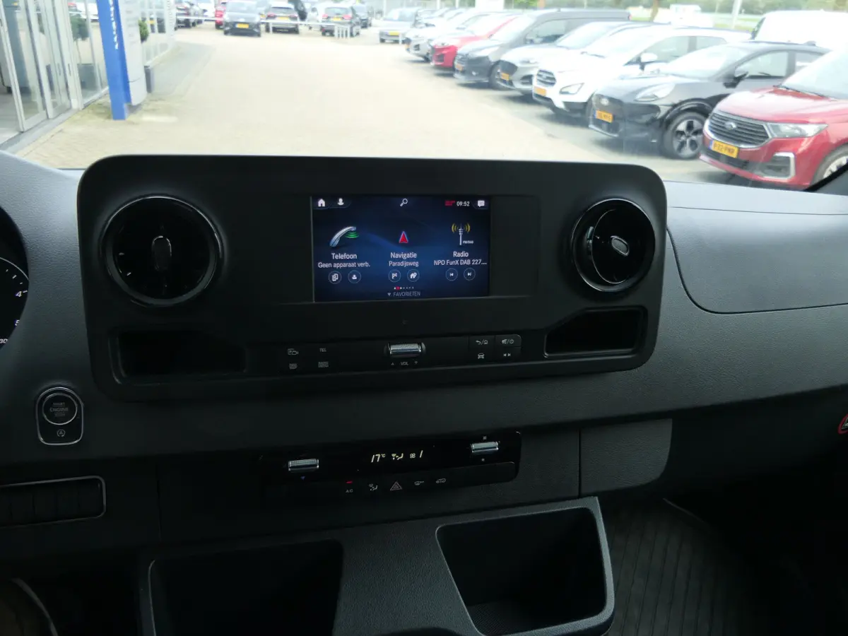315 1.9 CDI L2H2 FWD | Navigatie | Adaptive Cruise | Dodehoek Detectie | Climate Control | 360 Camera |