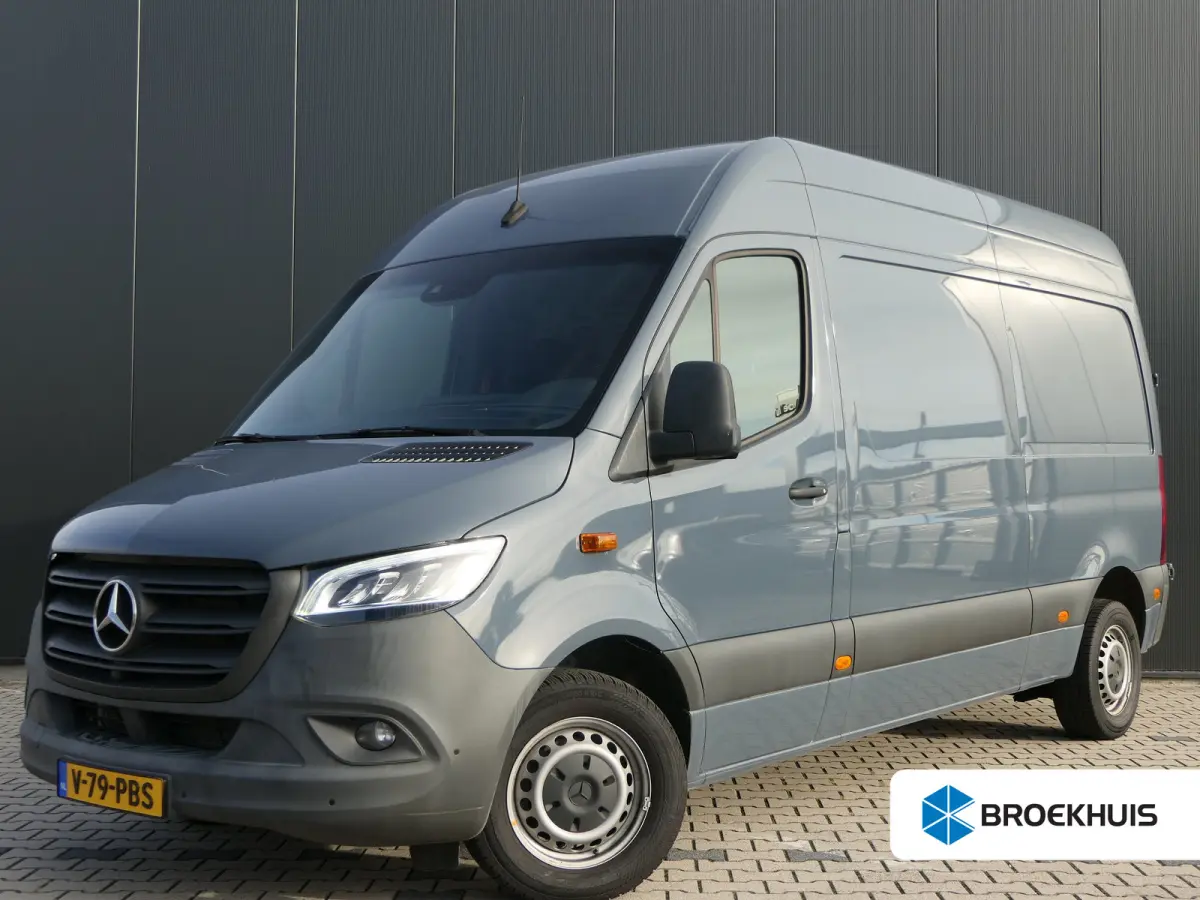 315 1.9 CDI L2H2 FWD | Navigatie | Adaptive Cruise | Dodehoek Detectie | Climate Control | 360 Camera |