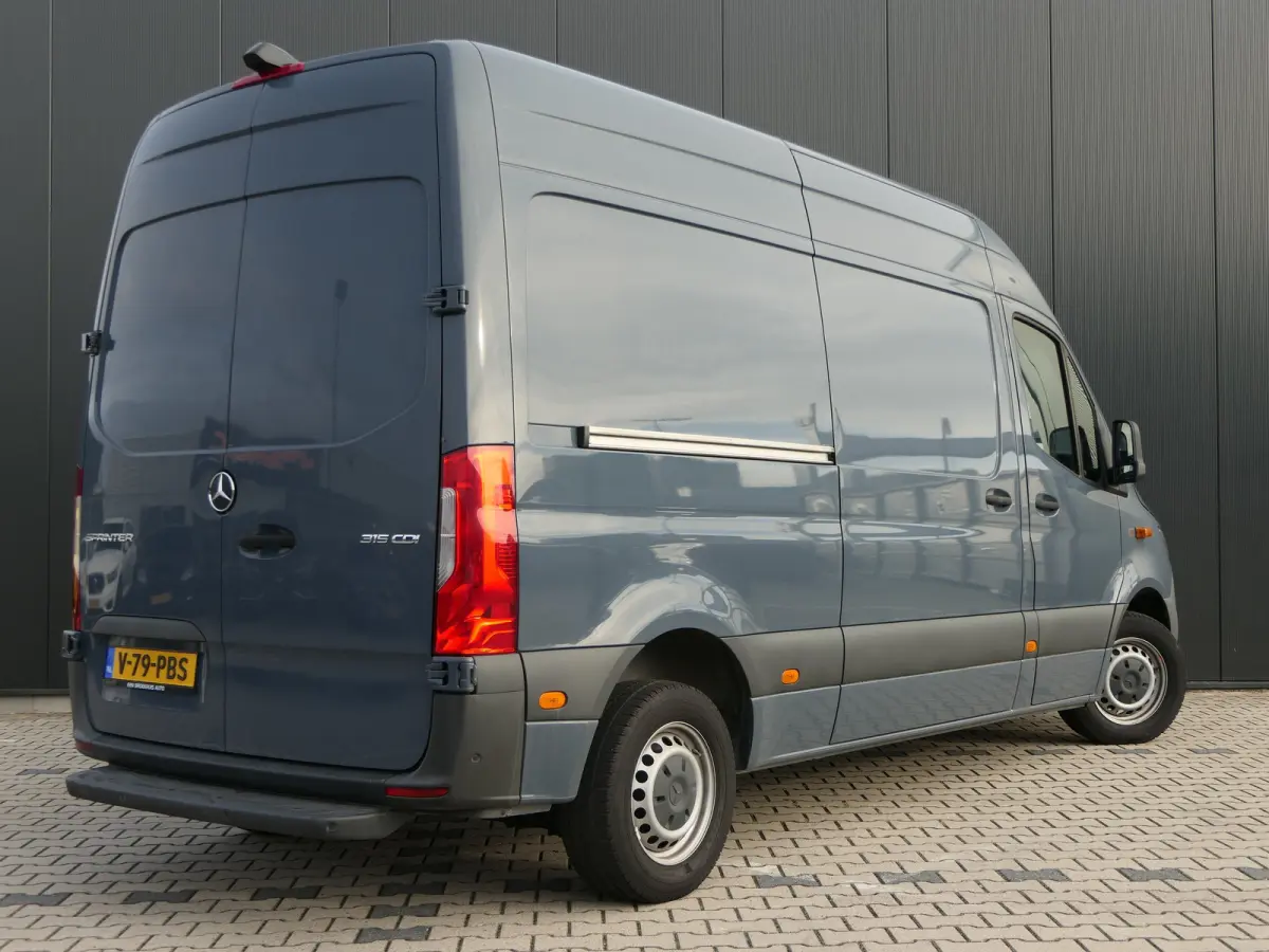 315 1.9 CDI L2H2 FWD | Navigatie | Adaptive Cruise | Dodehoek Detectie | Climate Control | 360 Camera |