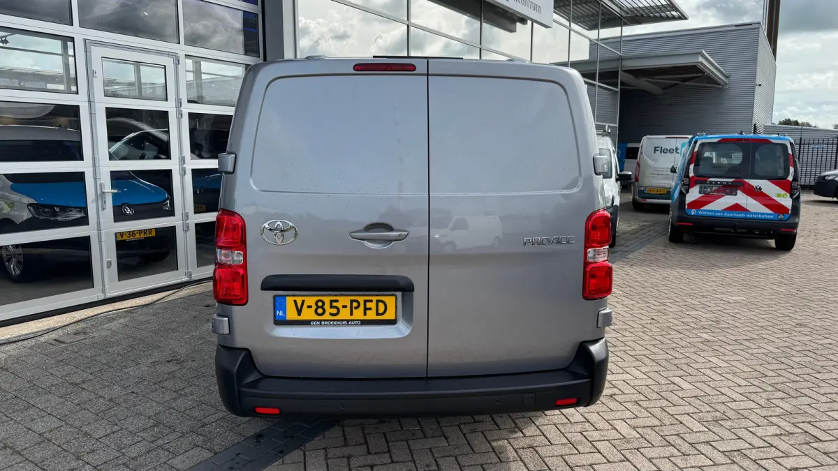 PROACE Worker 2.0 D-4D 140PK L2 Challenger | Navi | Cruise Controle | Camera | Stoel en stuurverw | Apple Carplay