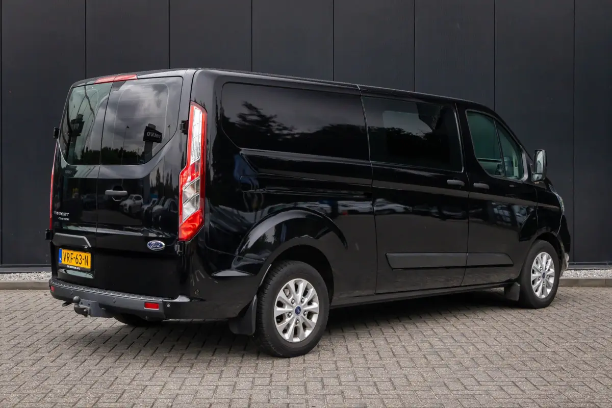 300 2.0 TDCI L2H1 Limited DC | Automaat | 6 persoons | Dealeronderhouden  | Lederen bekleding | Trekhaak