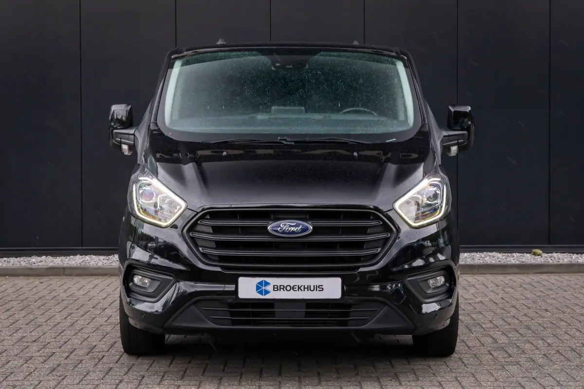 300 2.0 TDCI L2H1 Limited DC | Automaat | 6 persoons | Dealeronderhouden  | Lederen bekleding | Trekhaak