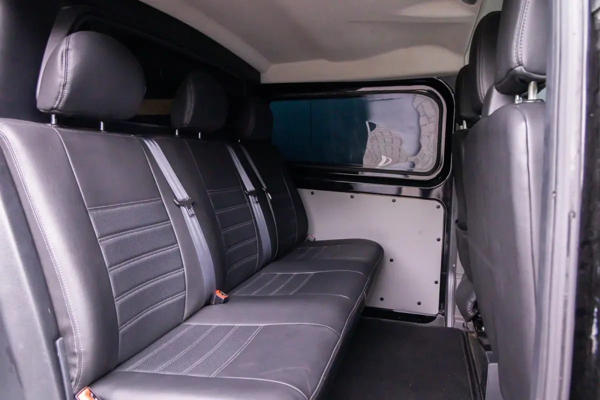 300 2.0 TDCI L2H1 Limited DC | Automaat | 6 persoons | Dealeronderhouden  | Lederen bekleding | Trekhaak