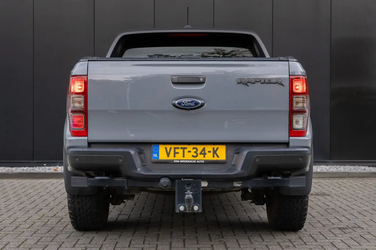 2.0 213 PK RAPTOR | Netjes Onderhouden | Camera| FOX Racing Shox Onderstel! | Trekhaak | Apple / Android Carplay | Stoelverwarming
