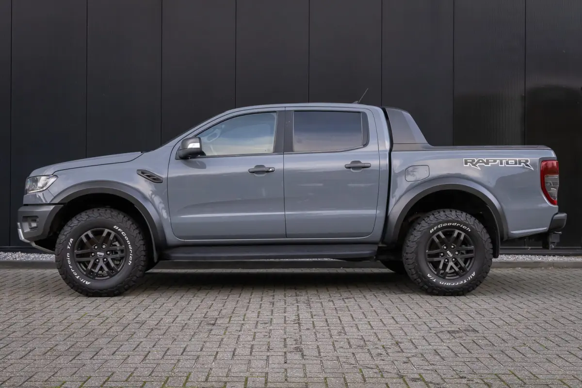 2.0 213 PK RAPTOR | Netjes Onderhouden | Camera| FOX Racing Shox Onderstel! | Trekhaak | Apple / Android Carplay | Stoelverwarming