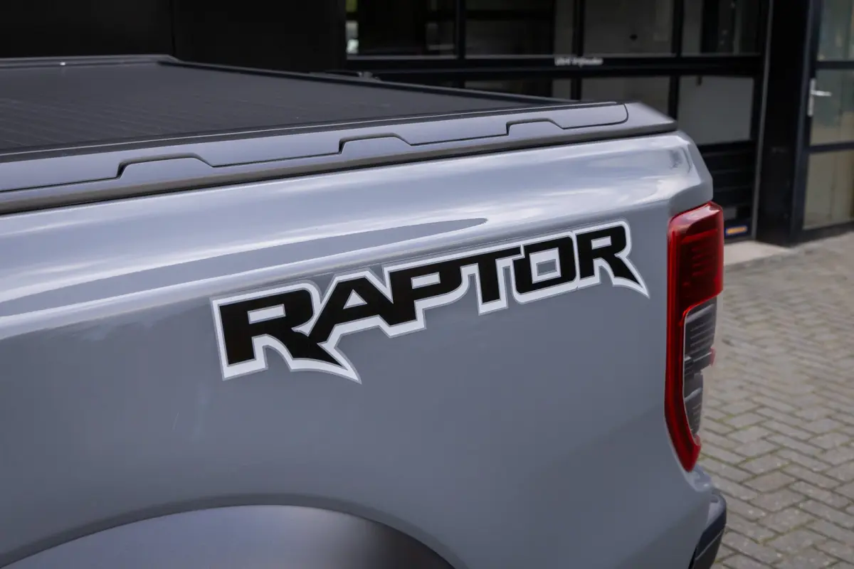 2.0 213 PK RAPTOR | Netjes Onderhouden | Camera| FOX Racing Shox Onderstel! | Trekhaak | Apple / Android Carplay | Stoelverwarming