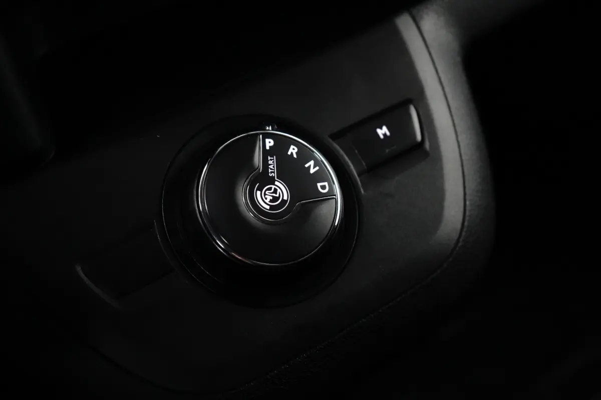 2.0 D-4D 145pk Black Line | Automaat | Trekhaak | Leder | Navigatie | Climate Controle | Apple Carplay & Android Auto |