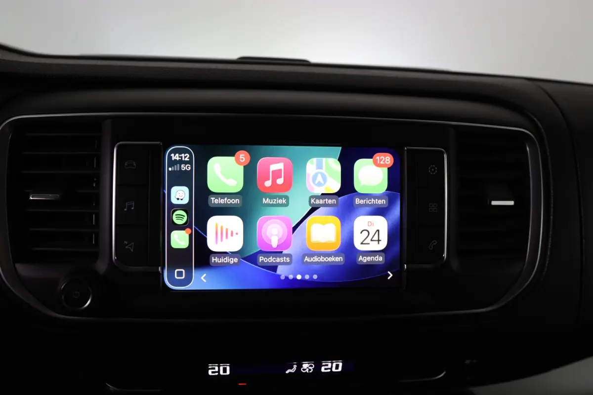 2.0 D-4D 145pk Black Line | Automaat | Trekhaak | Leder | Navigatie | Climate Controle | Apple Carplay & Android Auto |