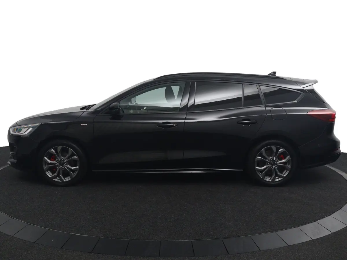 1.0 EcoBoost Hybrid ST Line | Winterpack | Camera | LED | Cruise Control | Keyless Entry/Go | DAB | CarPlay/Android Auto