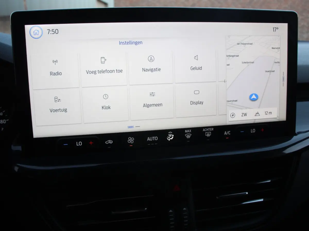 1.0 125pk Hybrid Automaat ST Navigatie Climate control Cruise control Apple Carplay/Android Auto Lichtmetalen velgen Parkeersensoren Led Matrix koplampen