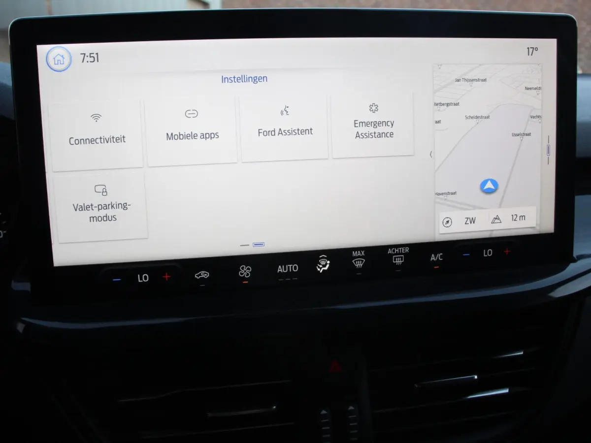 1.0 125pk Hybrid Automaat ST Navigatie Climate control Cruise control Apple Carplay/Android Auto Lichtmetalen velgen Parkeersensoren Led Matrix koplampen