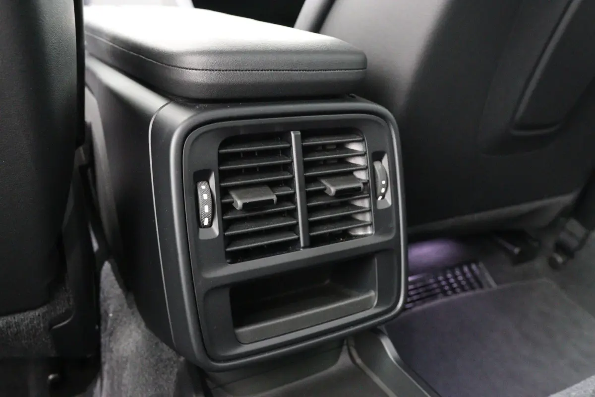 4 93 kWh | SOH 93% | Sport Chrono | Luchtvering | BOSE | LED | Memory | Panorama Dak | 21'' LMV | Camera | BLIS | Leder | Stoelverwarming | Navi | Clima | Cruise Adaptive