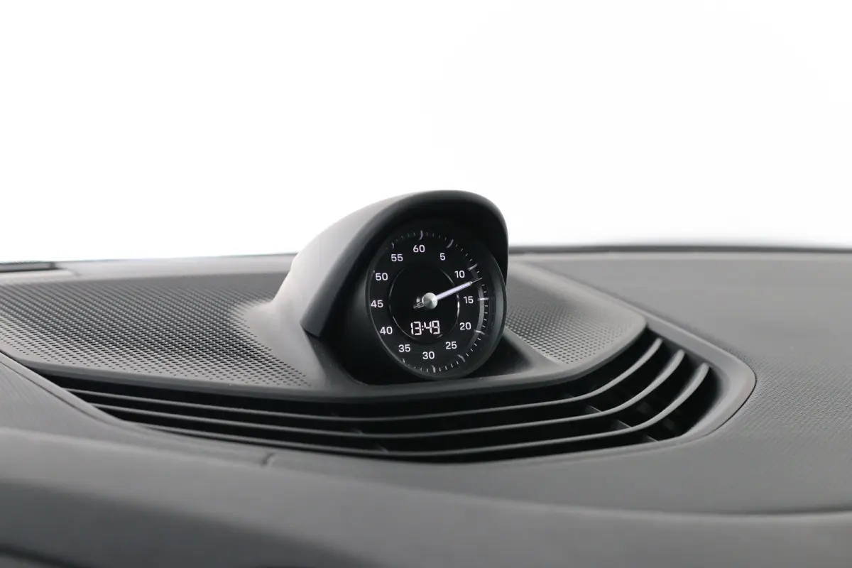 4 93 kWh | SOH 93% | Sport Chrono | Luchtvering | BOSE | LED | Memory | Panorama Dak | 21'' LMV | Camera | BLIS | Leder | Stoelverwarming | Navi | Clima | Cruise Adaptive