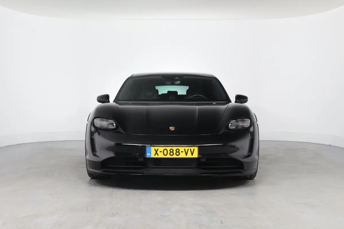 4 93 kWh | SOH 93% | Sport Chrono | Luchtvering | BOSE | LED | Memory | Panorama Dak | 21'' LMV | Camera | BLIS | Leder | Stoelverwarming | Navi | Clima | Cruise Adaptive