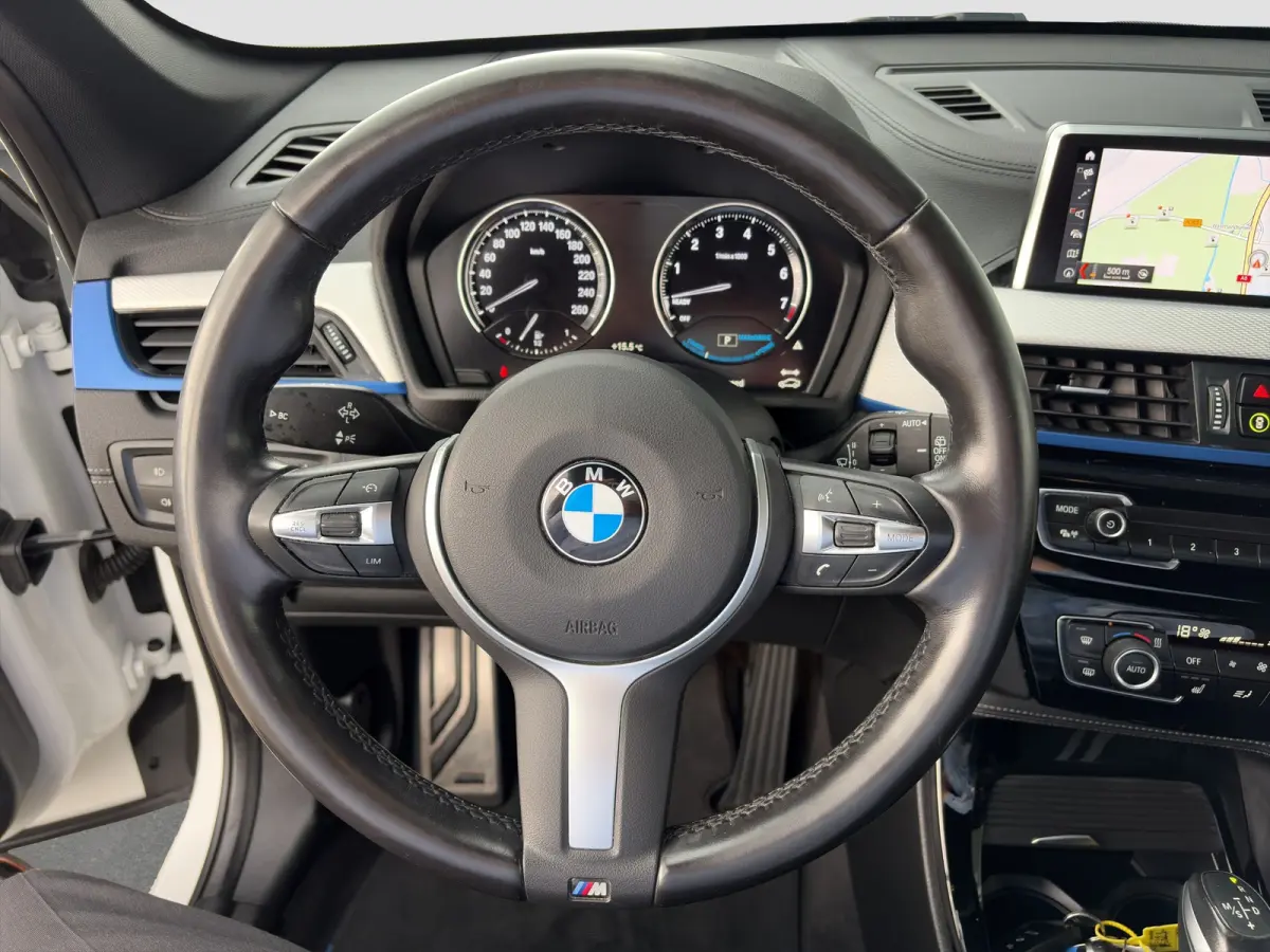 xDrive25e eDrive Edition 220pk M-Sport | M-pakket | Sportstoelen | Trekhaak | Leder | Cruise controle | Climate controle | Navigatie | Elektrische achterklep