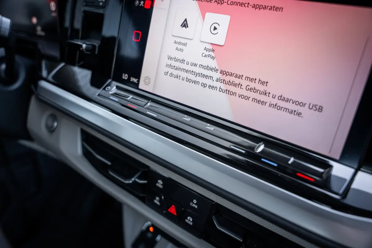 1.4 eHybrid L2H1 Life Business | Achteruitrijcamera | Airco (automatisch) | Apple Carplay/Android Auto|telefoonintegratie premium