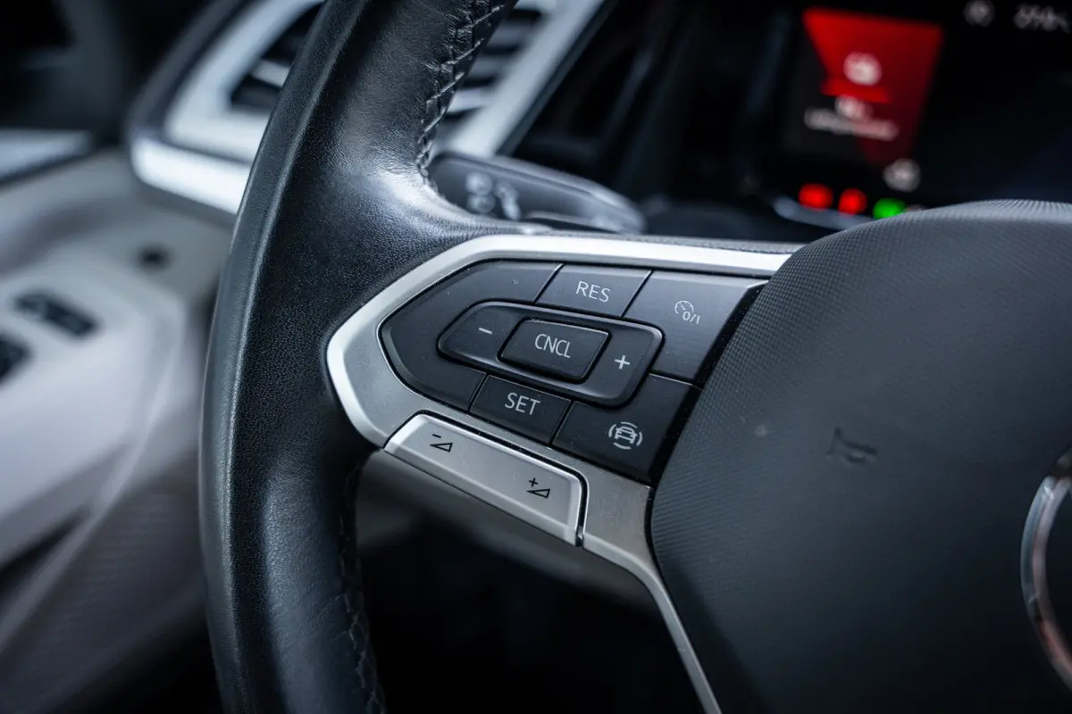 1.4 eHybrid L2H1 Life Business | Achteruitrijcamera | Airco (automatisch) | Apple Carplay/Android Auto|telefoonintegratie premium