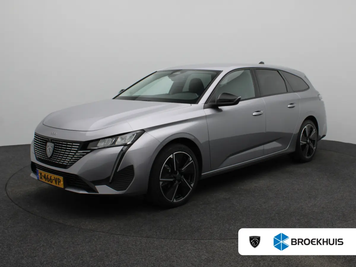 Allure EV 54 kWh | SOH 93% | Stoelverwarming | Stuurverwarming | Navigatie | Verwamde Voorruit | Camera | Parkeersensoren Voor en Achter | 18" Lichtmetalen Velgen | Keyless