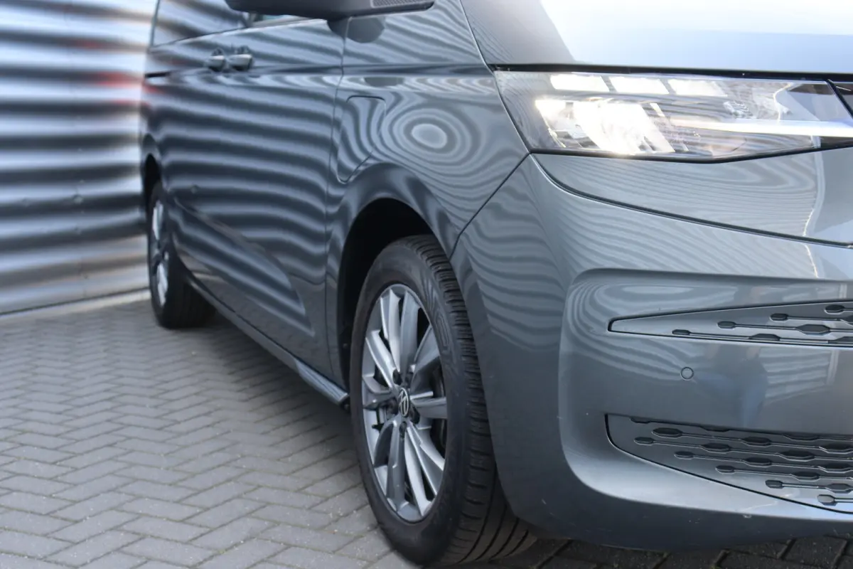 1.4 e-HYBRID 217PK L2 7-ZITS BUSINESS LIFE SOH 98,13% / NAVI / CLIMA / FULL-LED / PDC / 18" LMV / TREKHAAK / KEYLESS / CAMERA / 1E EIGENAAR / NIEUWSTAAT !!