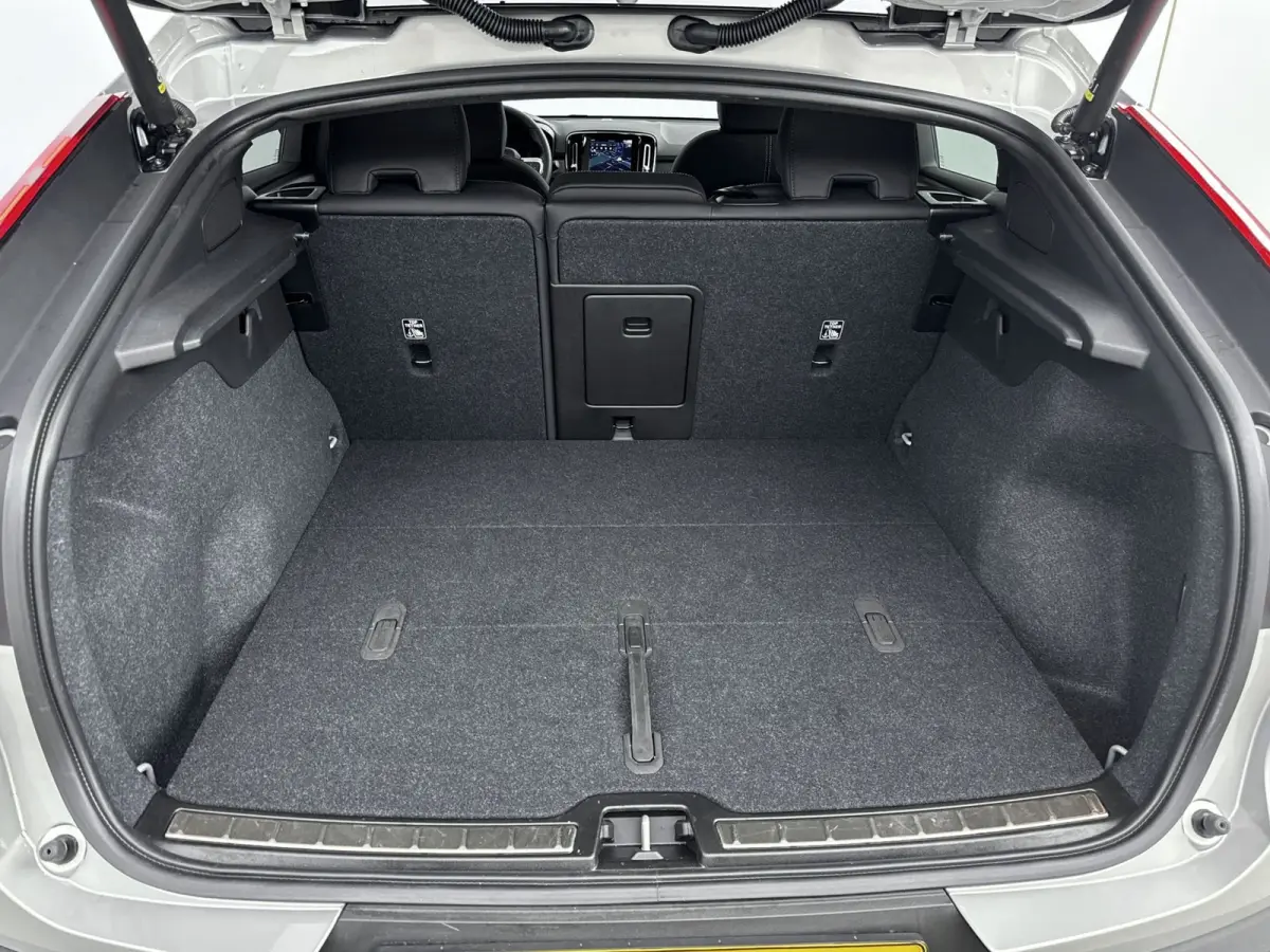 TWIN ULTIMATE | PANORAMADAK | 20" | WARMTEPOMP | NUBUCK | INTELLISAFE | MEMORY | 360 CAMERA | HARMAN KARDON | KEYLESS