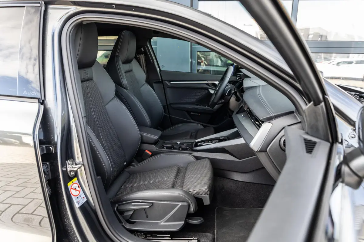 40 TFSIe 204pk S edition | Panoramadak | 19" Velgen | Sonos Audio