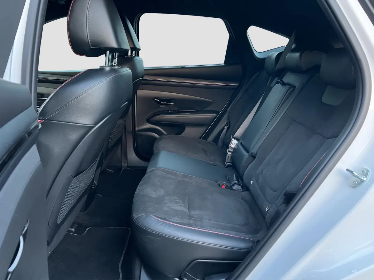 1.6 T-GDI 265pk PHEV N-Line 4WD | Leder | Climate | Keyless | Navigatie | Elek. Klep | Full - Led | 360 Camera | KRELL Audio | Elek. Stoelen | 19" Lichtmetaal | Winterpakket | Stoelventilati