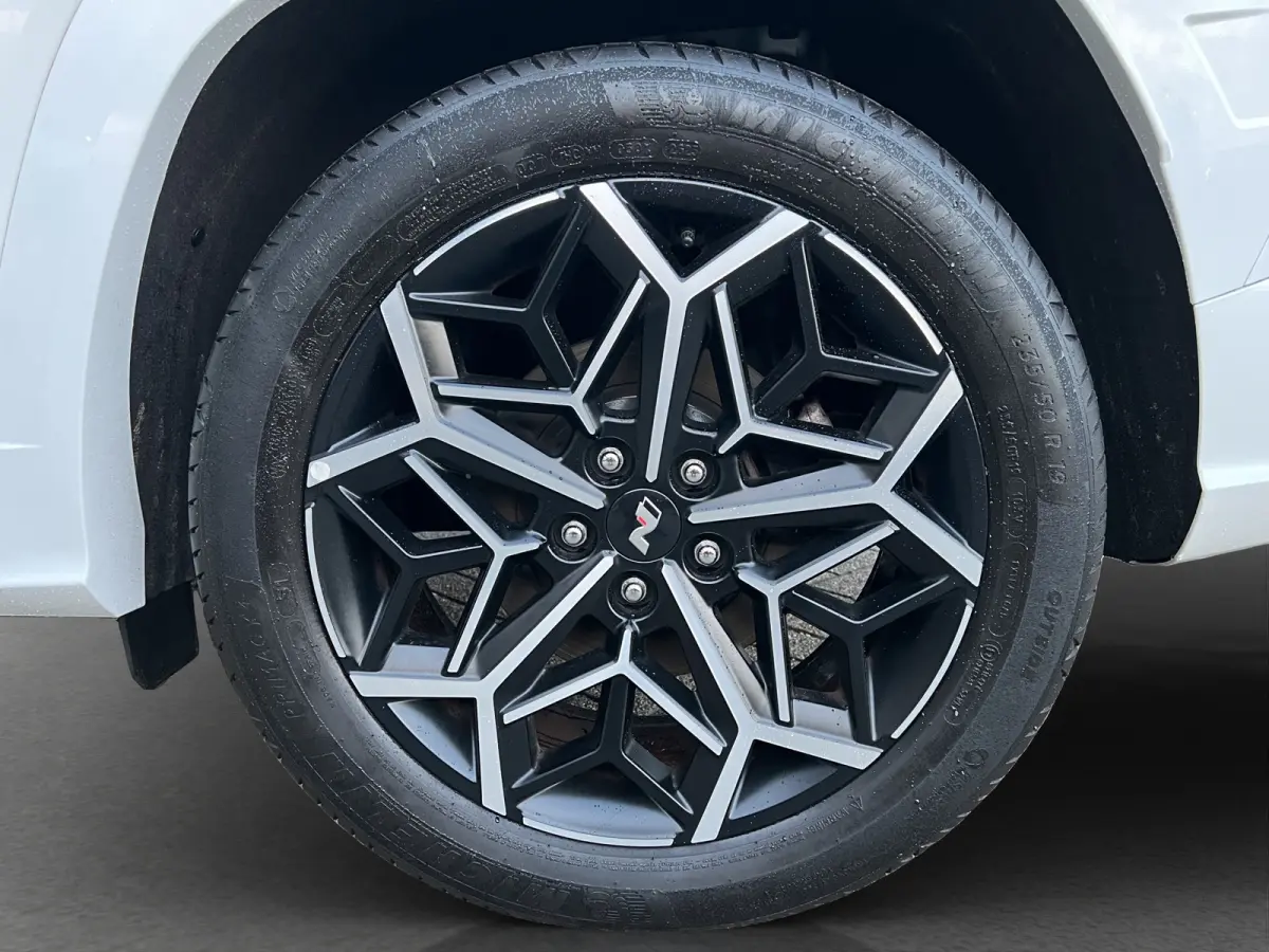 1.6 T-GDI 265pk PHEV N-Line 4WD | Leder | Climate | Keyless | Navigatie | Elek. Klep | Full - Led | 360 Camera | KRELL Audio | Elek. Stoelen | 19" Lichtmetaal | Winterpakket | Stoelventilati