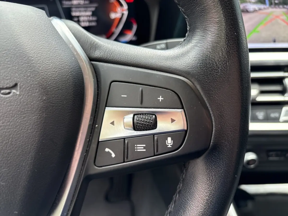 318I SPORTLINE M-PAKKET TREKHAAK/LEDER/CAMERA/STOELVERW/E-KLEP/CRUISE