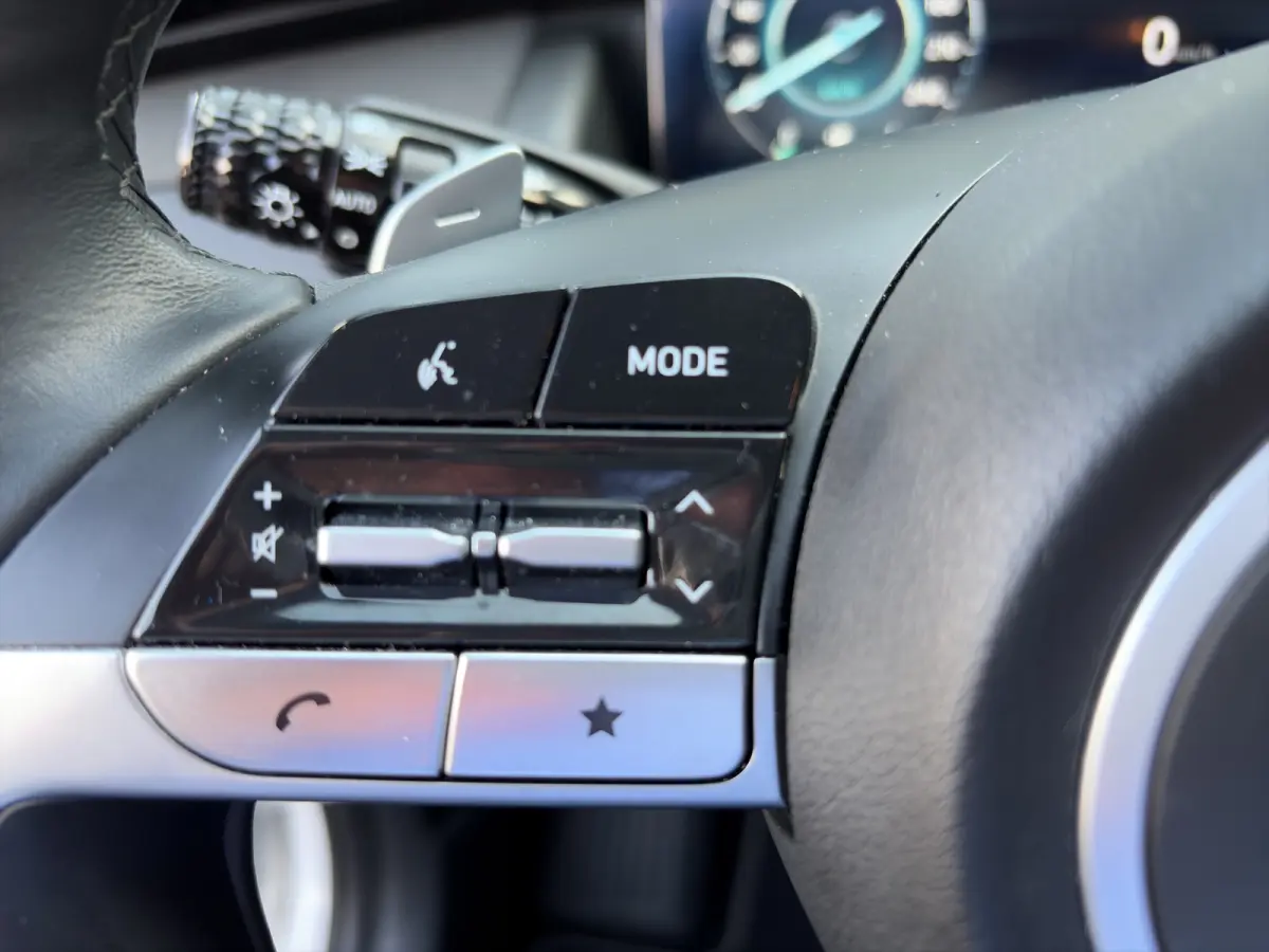 1.6 T-GDI 265pk PHEV Comfort Smart 4WD | Climate | Camera | Carplay | Keyless | Navigatie | Full - Led | Elek. Klep | Winterpakket | 19" Lichtmetaal | Krell Audio | Digitale Cockpit | Parkee