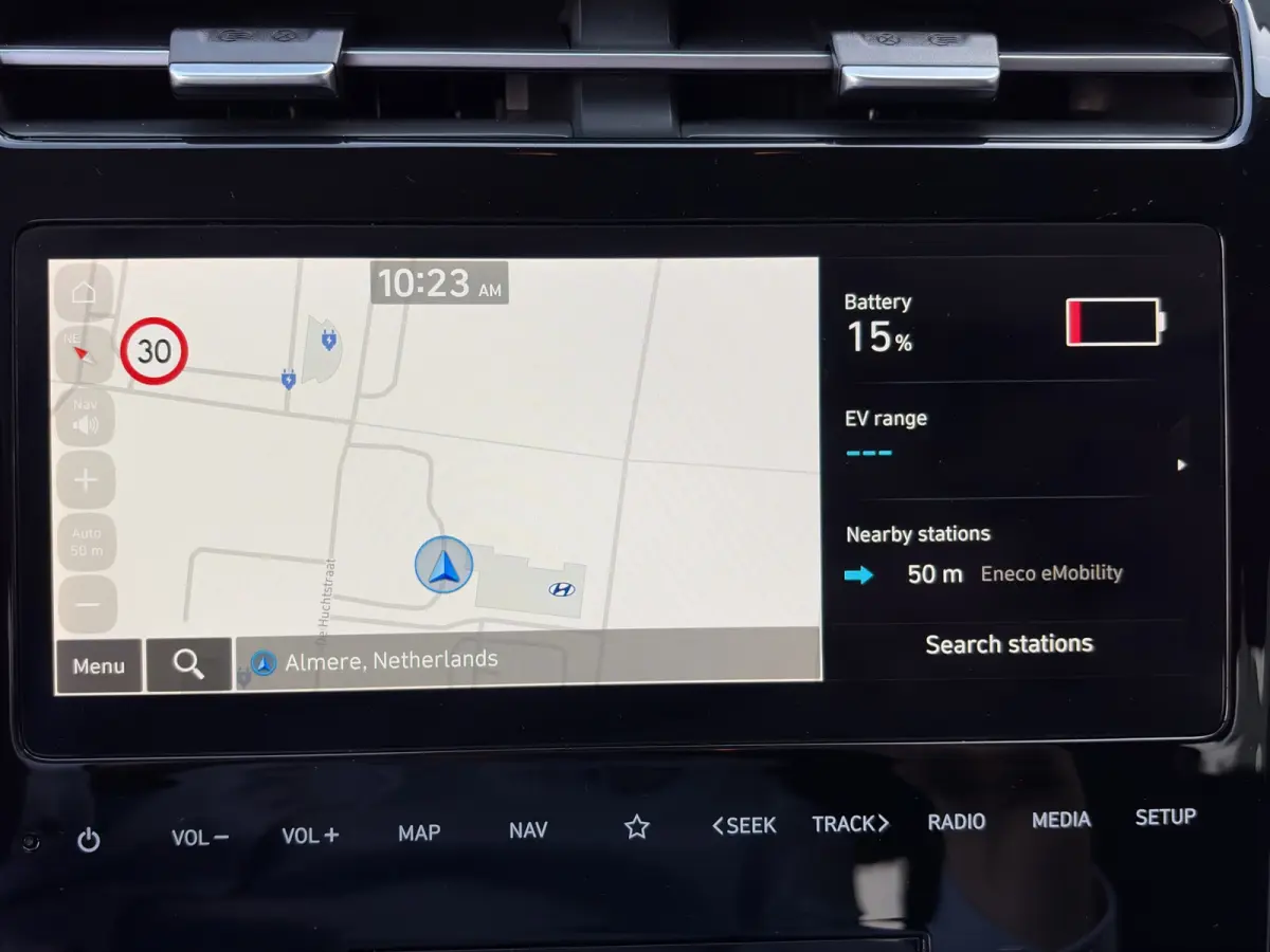 1.6 T-GDI 265pk PHEV Comfort Smart 4WD | Climate | Camera | Carplay | Keyless | Navigatie | Full - Led | Elek. Klep | Winterpakket | 19" Lichtmetaal | Krell Audio | Digitale Cockpit | Parkee