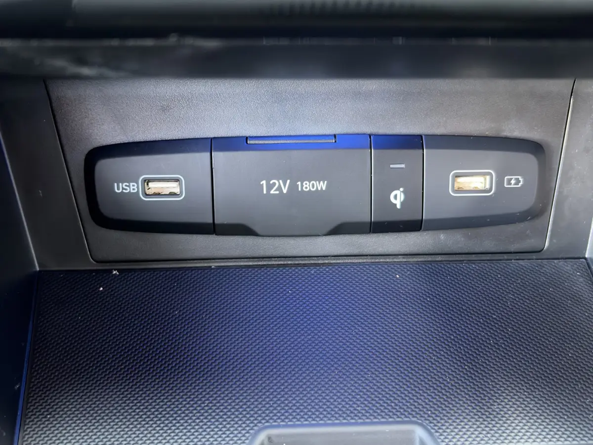 1.6 T-GDI 265pk PHEV Comfort Smart 4WD | Climate | Camera | Carplay | Keyless | Navigatie | Full - Led | Elek. Klep | Winterpakket | 19" Lichtmetaal | Krell Audio | Digitale Cockpit | Parkee