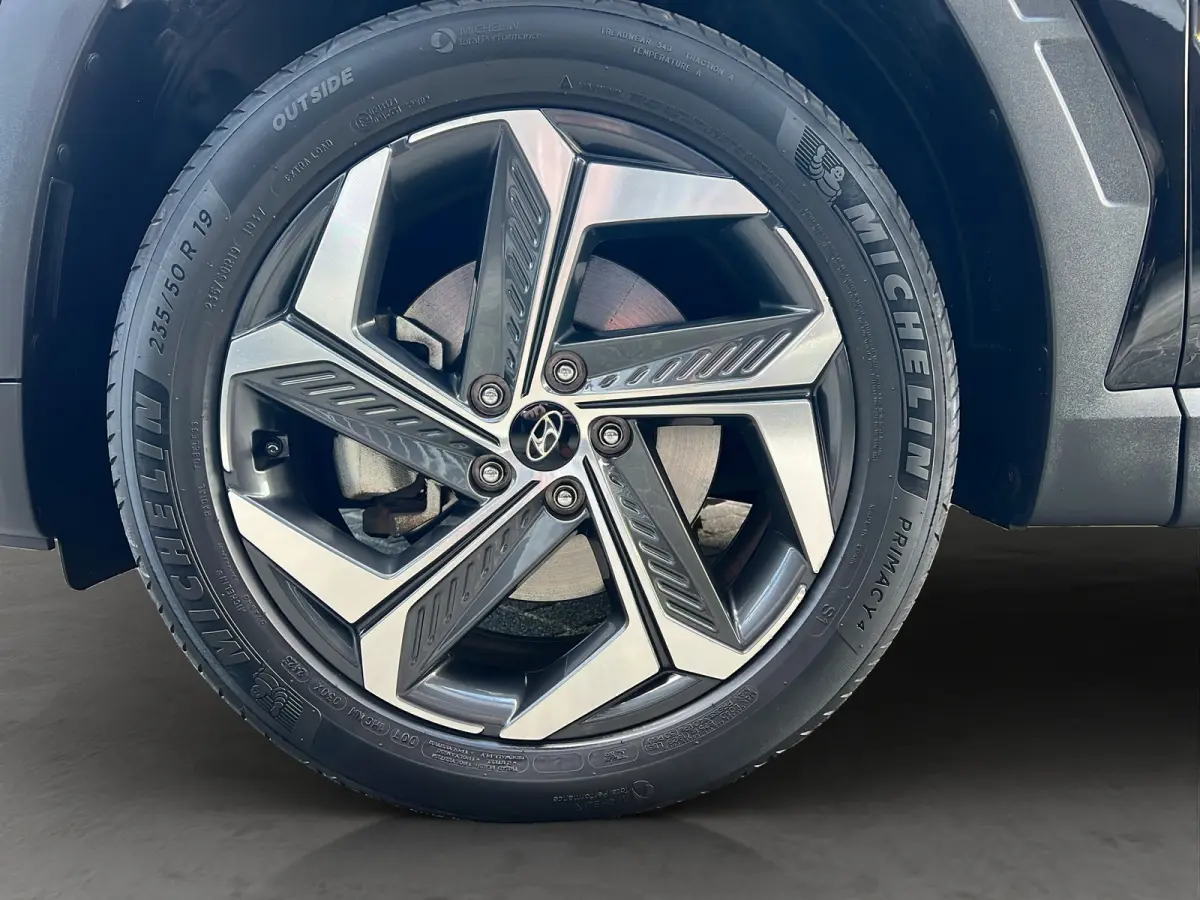 1.6 T-GDI 265pk PHEV Premium 4WD | Leder | Carplay | Climate | Keyless | Navigatie | Elek. Klep | Full - Led | 360 Camera | KRELL Audio | Elek. Stoelen | 19" Lichtmetaal | Winterpakket | Sto
