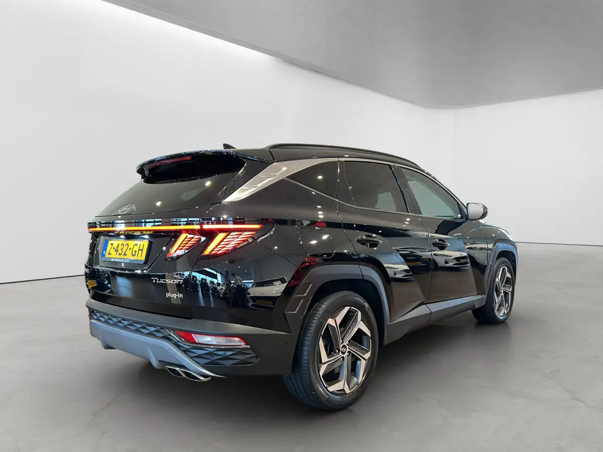 1.6 T-GDI 265pk PHEV Premium 4WD | Leder | Carplay | Climate | Keyless | Navigatie | Elek. Klep | Full - Led | 360 Camera | KRELL Audio | Elek. Stoelen | 19" Lichtmetaal | Winterpakket | Sto