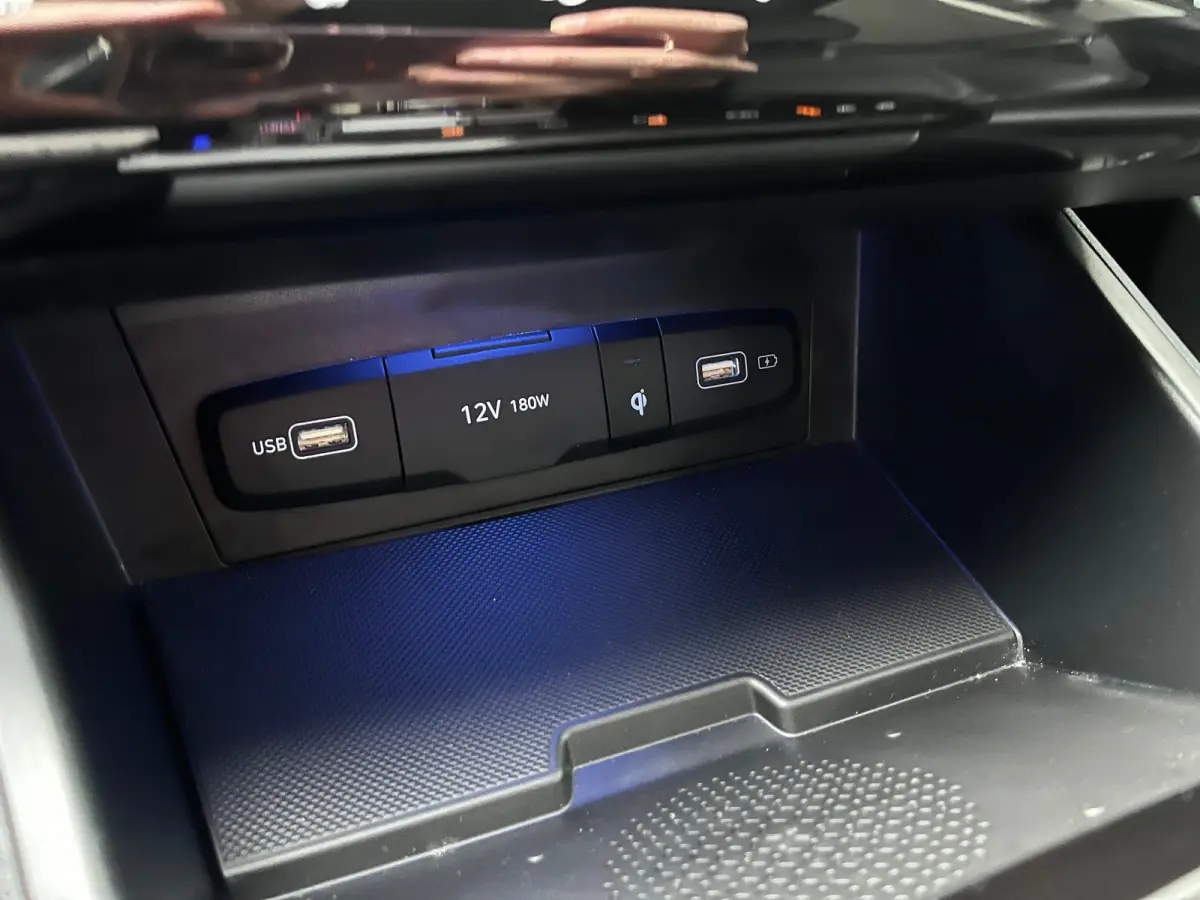1.6 T-GDI 265pk PHEV Premium 4WD | Leder | Carplay | Climate | Keyless | Navigatie | Elek. Klep | Full - Led | 360 Camera | KRELL Audio | Elek. Stoelen | 19" Lichtmetaal | Winterpakket | Sto