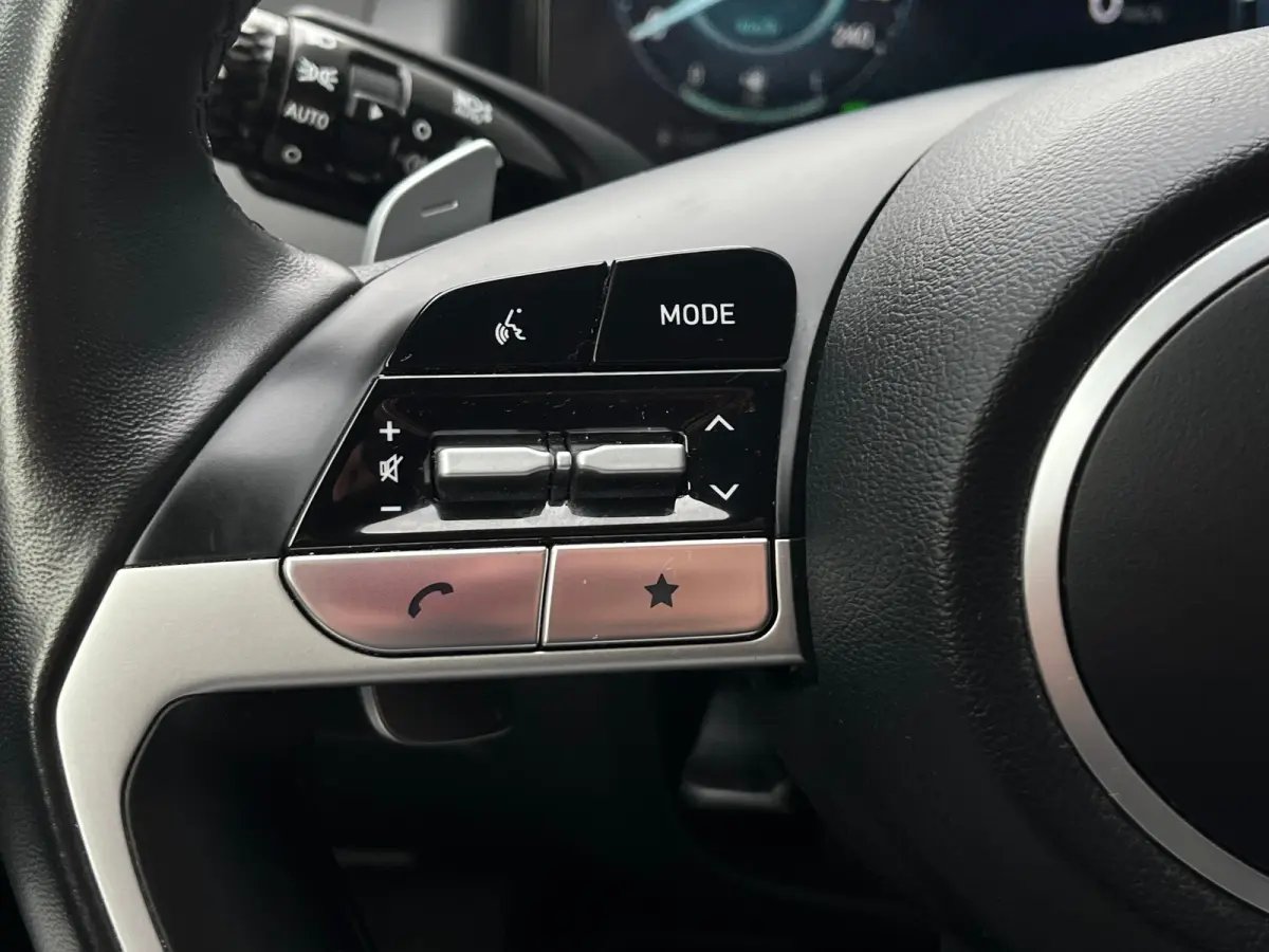 1.6 T-GDI 265pk PHEV Premium 4WD | Leder | Carplay | Climate | Keyless | Navigatie | Elek. Klep | Full - Led | 360 Camera | KRELL Audio | Elek. Stoelen | 19" Lichtmetaal | Winterpakket | Sto