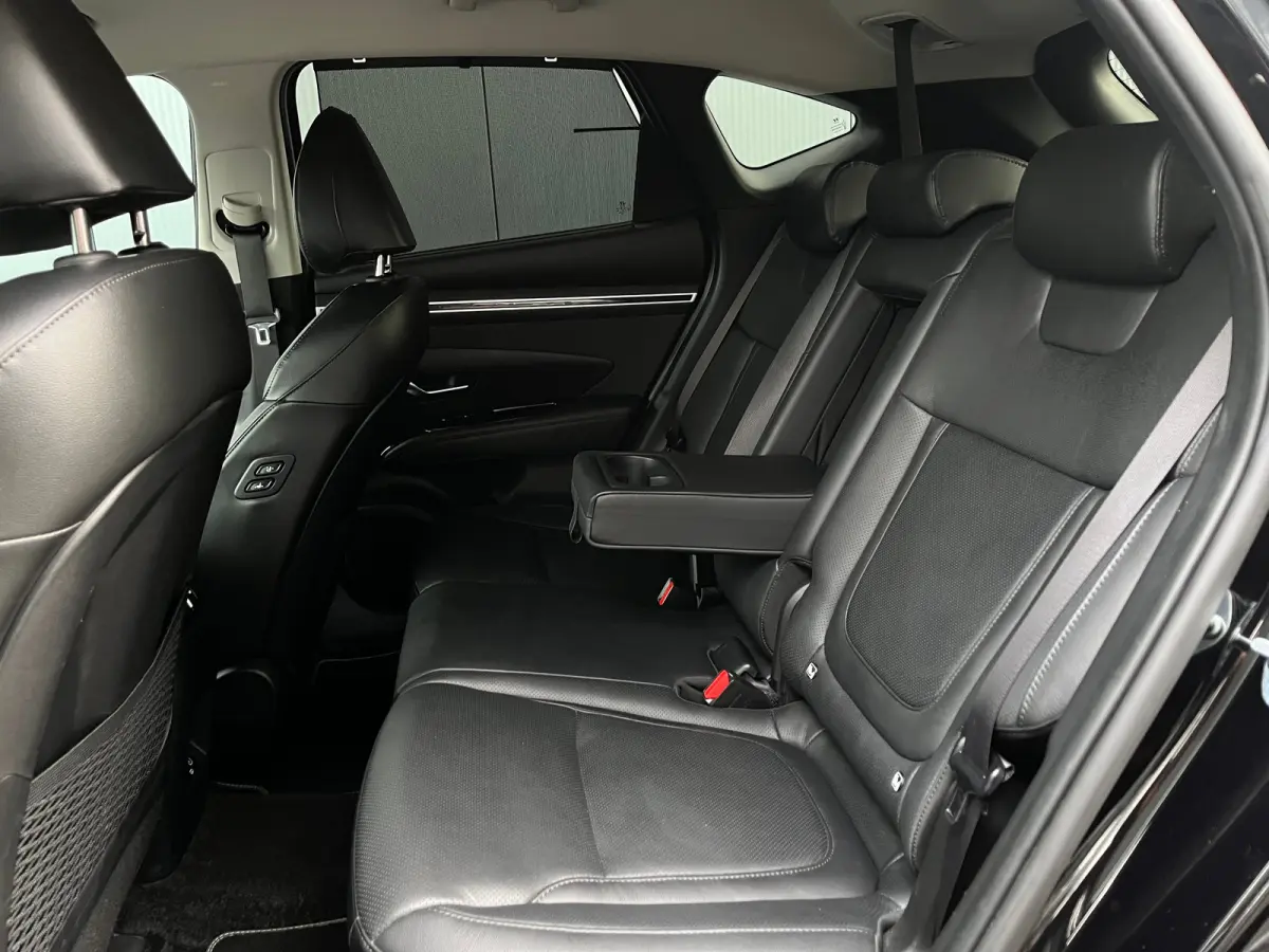 1.6 T-GDI 265pk PHEV Premium 4WD | Leder | Carplay | Climate | Keyless | Navigatie | Elek. Klep | Full - Led | 360 Camera | KRELL Audio | Elek. Stoelen | 19" Lichtmetaal | Winterpakket | Sto