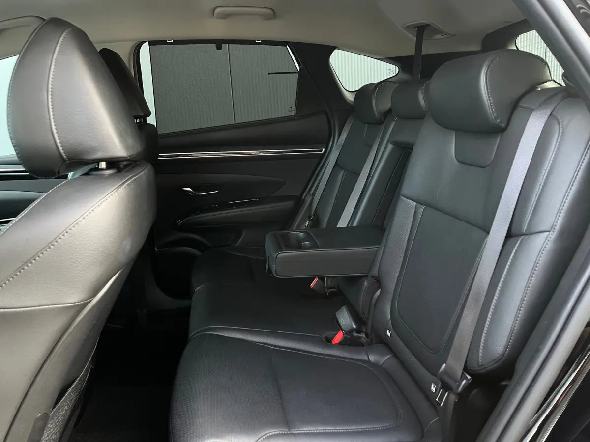 1.6 T-GDI 265pk PHEV Premium 4WD | Leder | Carplay | Climate | Keyless | Navigatie | Elek. Klep | Full - Led | 360 Camera | KRELL Audio | Elek. Stoelen | 19" Lichtmetaal | Winterpakket | Sto